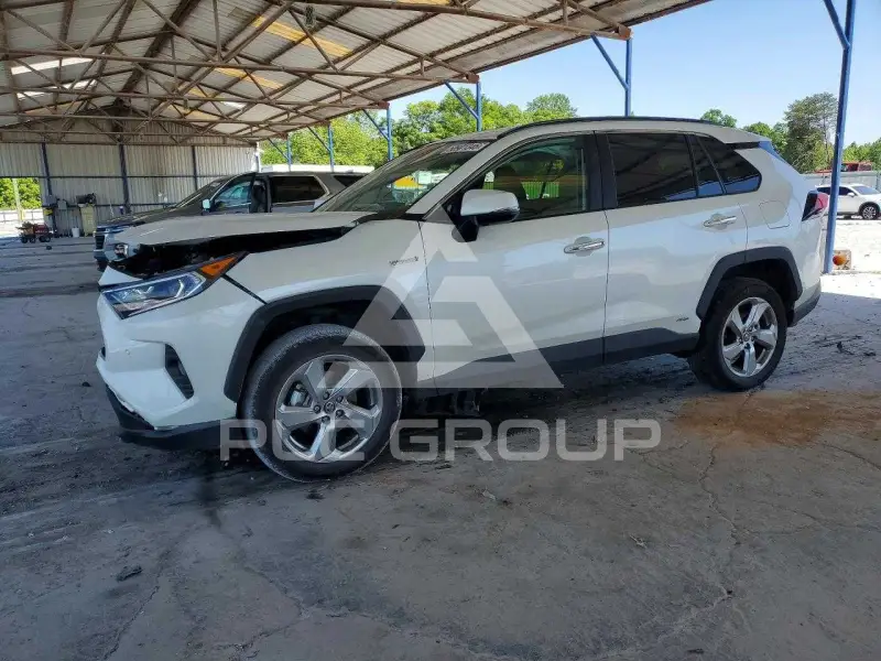 2020 Toyota RAV4 photo