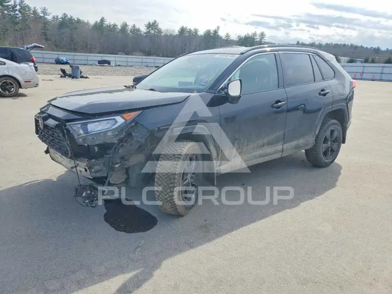 2020 Toyota RAV4 фото