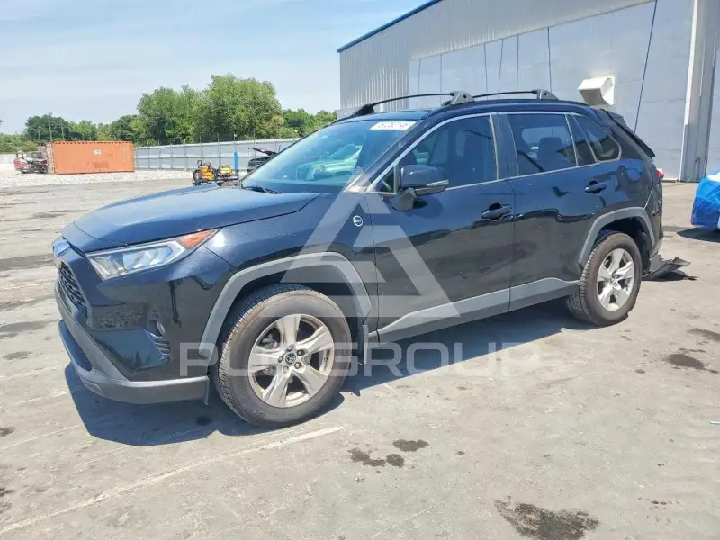 2020 Toyota RAV4 photo