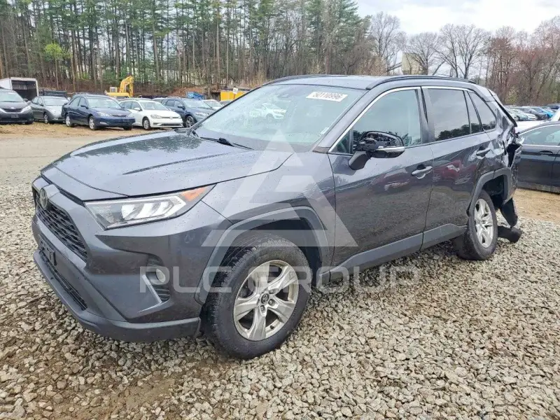 2020 Toyota RAV4 фото