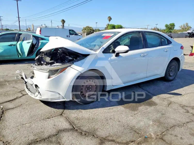 2020 Toyota COROLLA фото