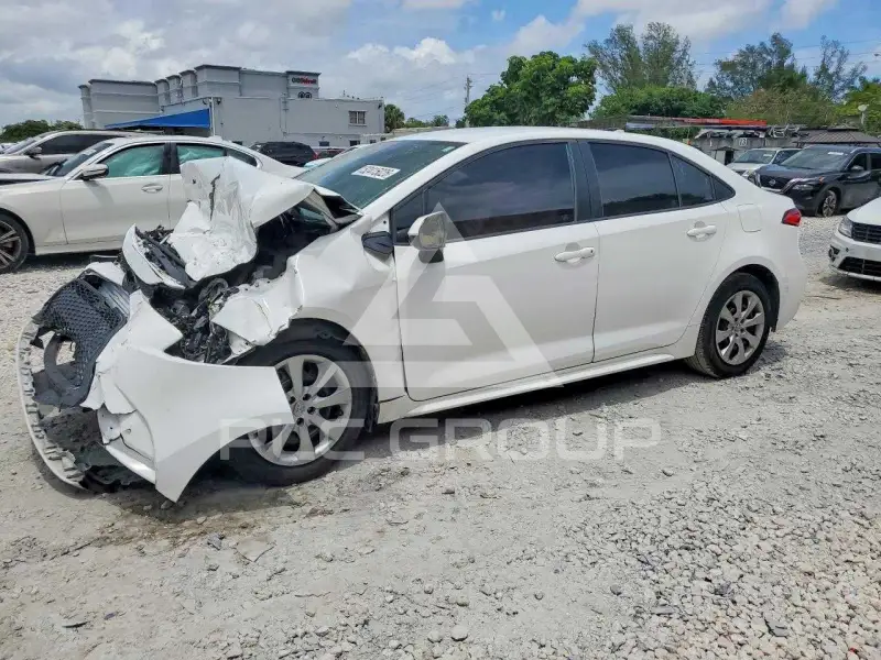 2020 Toyota COROLLA фото