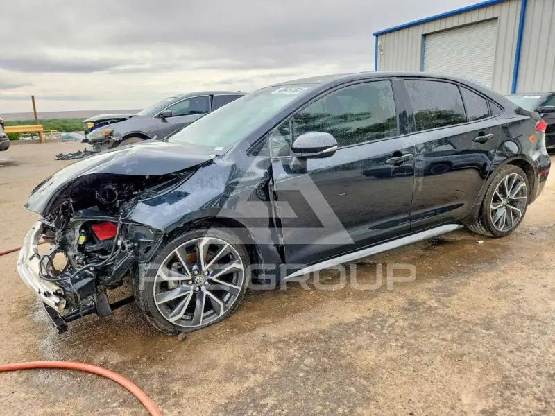 2020 Toyota COROLLA фото