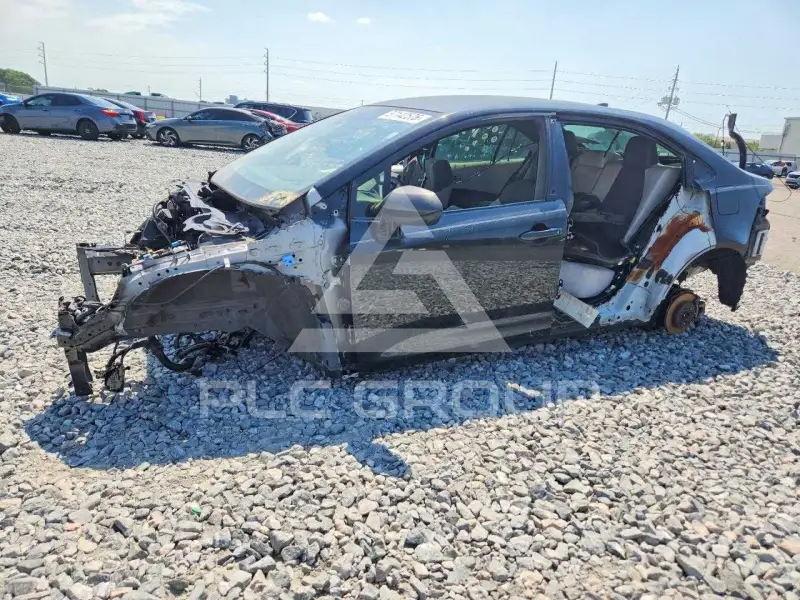 2020 Toyota COROLLA фото