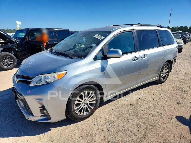 2020 Toyota SIENNA фото