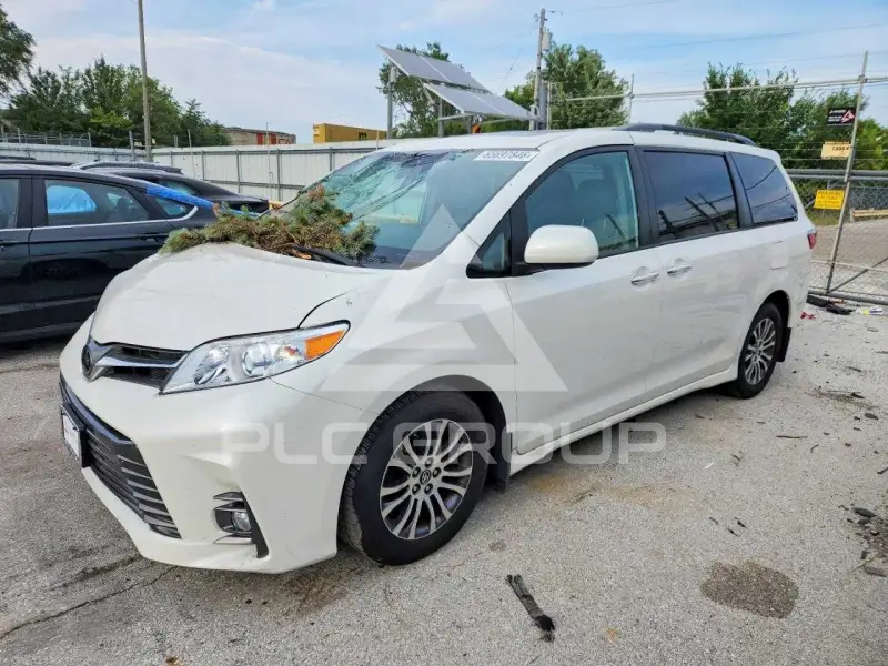 2020 Toyota SIENNA фото
