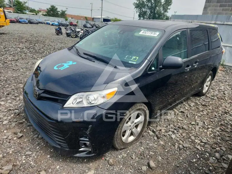2020 Toyota SIENNA photo