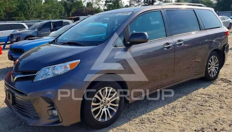 2020 Toyota SIENNA фото