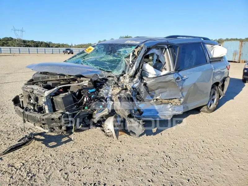 2020 Toyota SIENNA фото