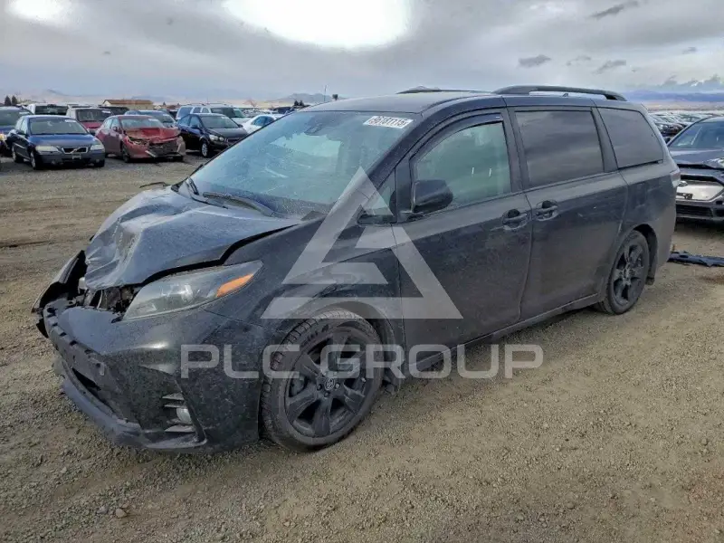 2020 Toyota SIENNA photo