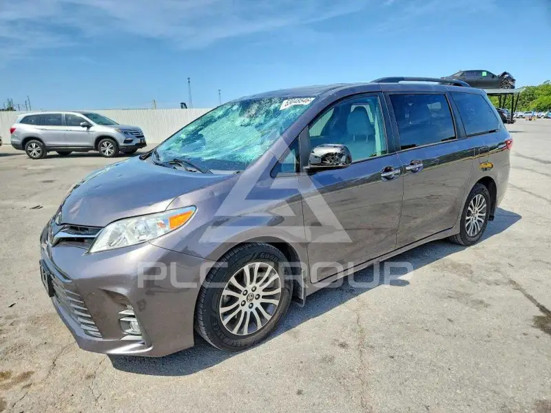 2020 Toyota SIENNA фото