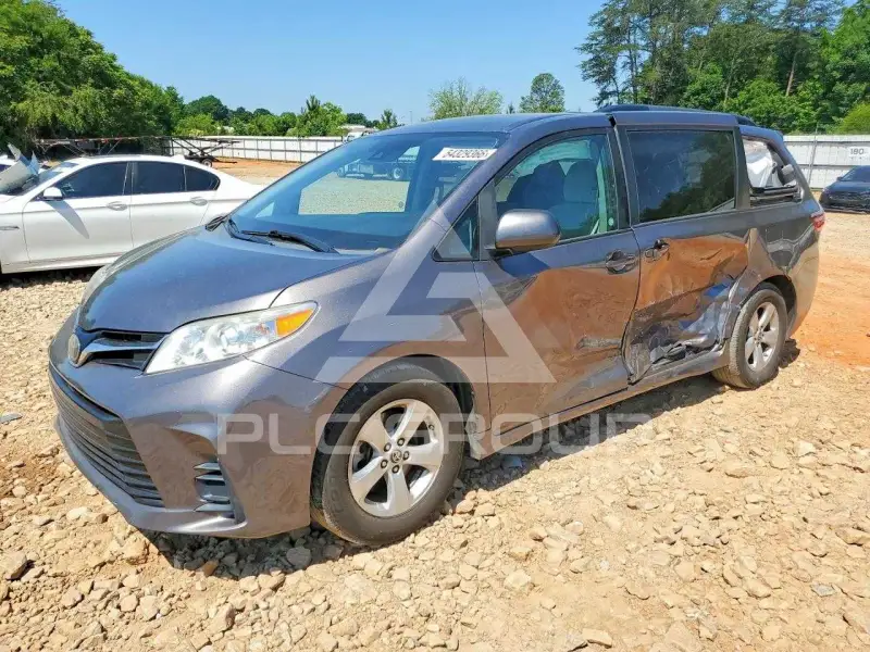 2020 Toyota SIENNA photo