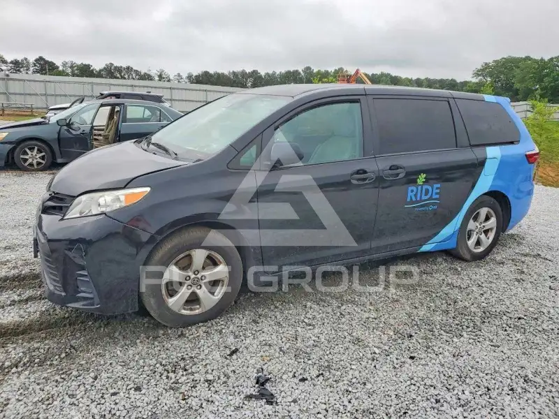2020 Toyota SIENNA фото