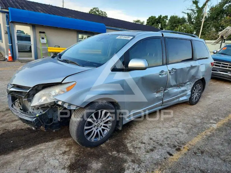 2020 Toyota SIENNA фото