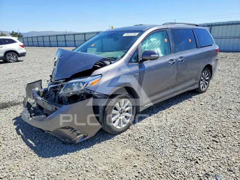 2020 Toyota SIENNA фото