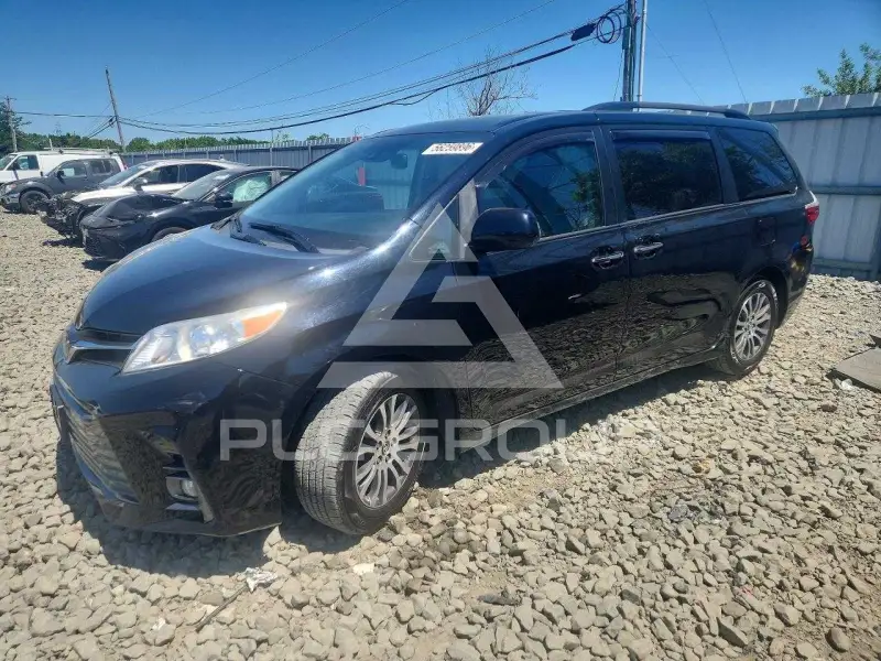 2020 Toyota SIENNA фото