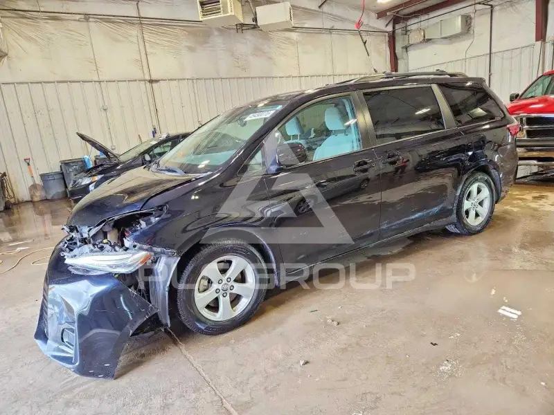 2020 Toyota SIENNA фото