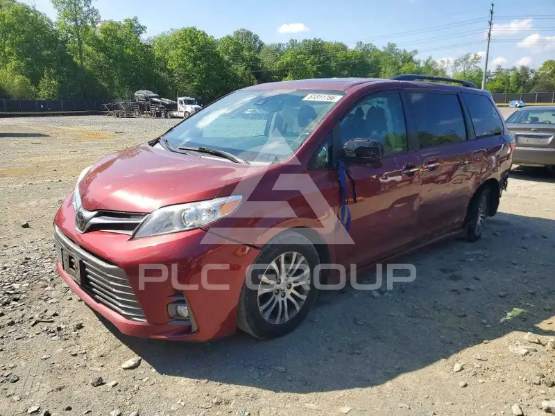 2020 Toyota SIENNA фото