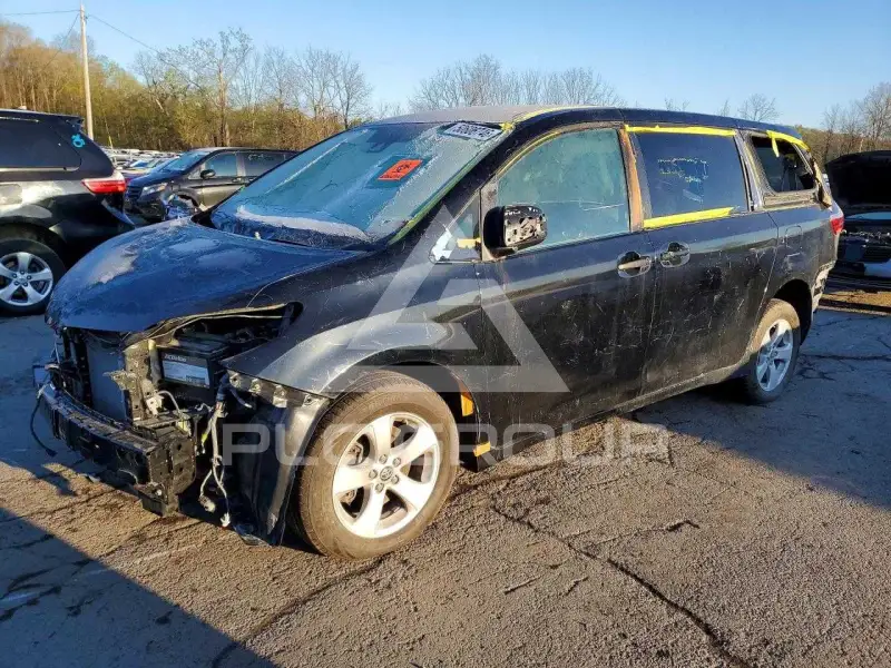 2020 Toyota SIENNA фото