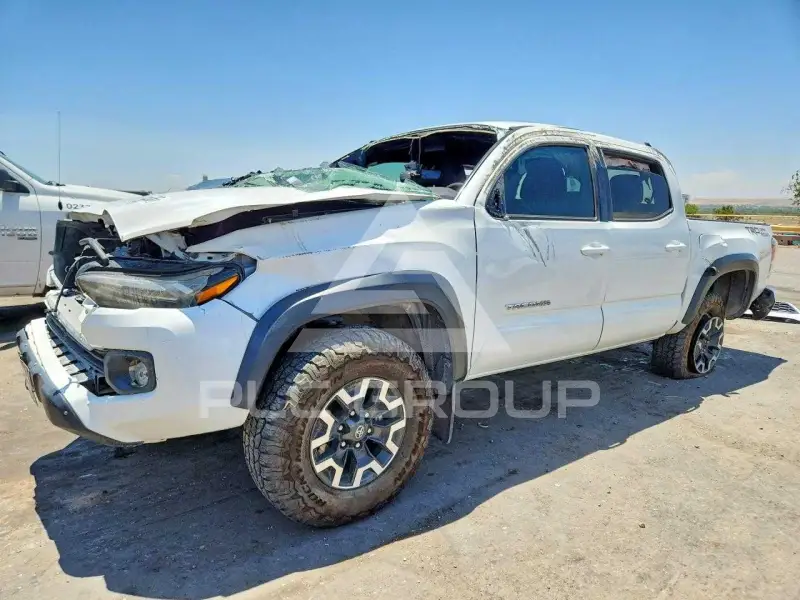 2020 Toyota TACOMA photo