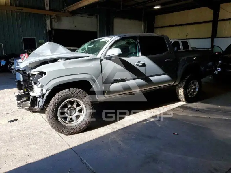 2020 Toyota TACOMA photo
