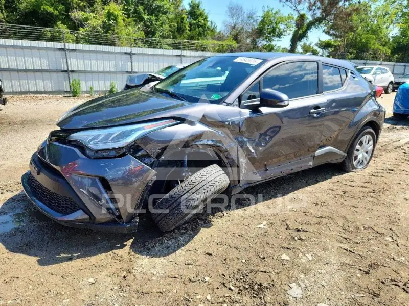 2020 Toyota C-HR photo