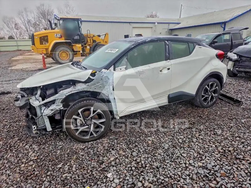2020 Toyota C-HR фото