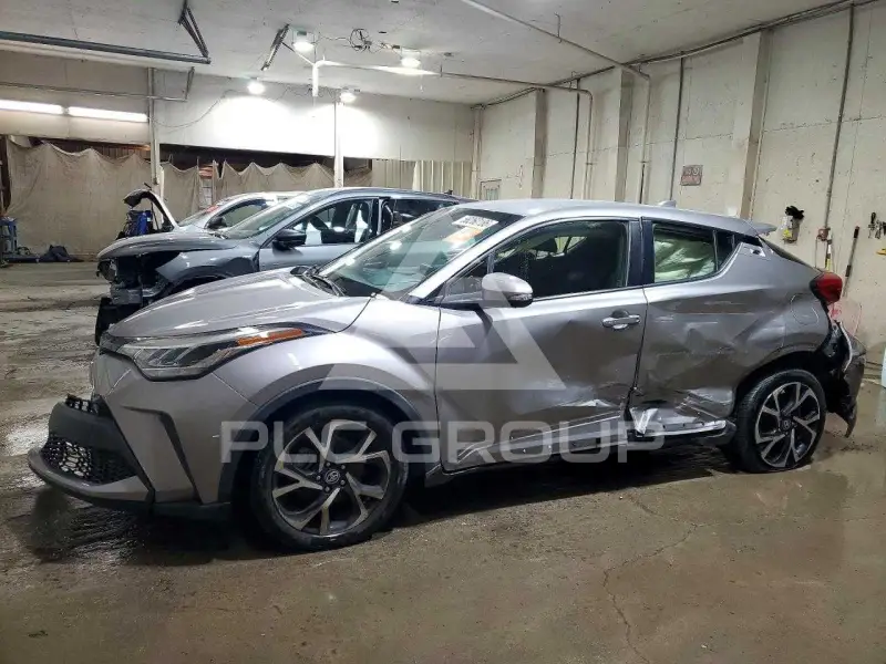 2020 Toyota C-HR photo