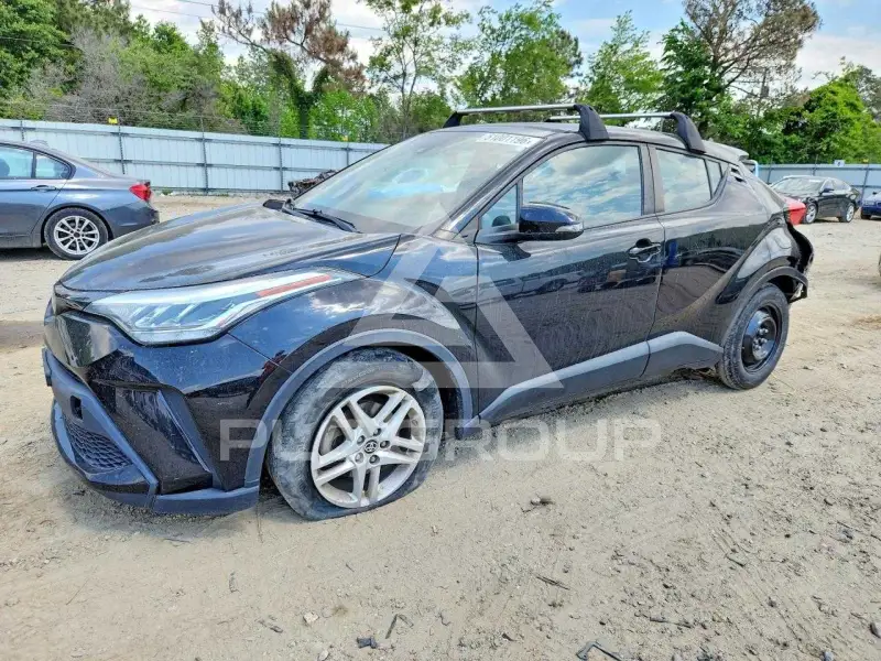 2020 Toyota C-HR photo