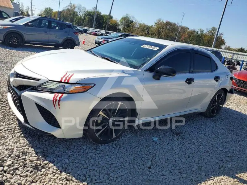 2020 Toyota CAMRY фото