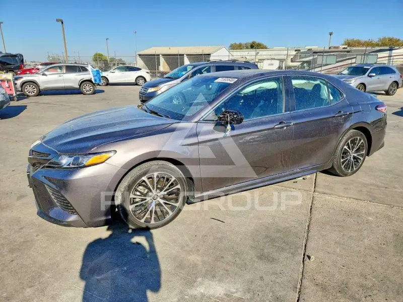 2020 Toyota CAMRY photo