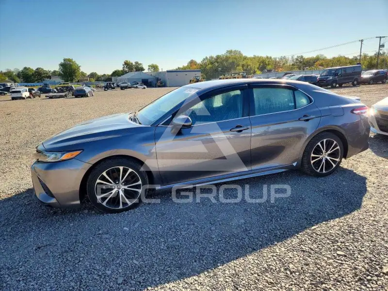 2020 Toyota CAMRY фото
