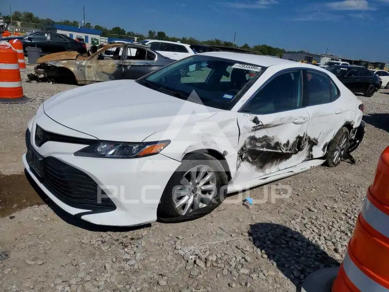 2020 Toyota CAMRY фото