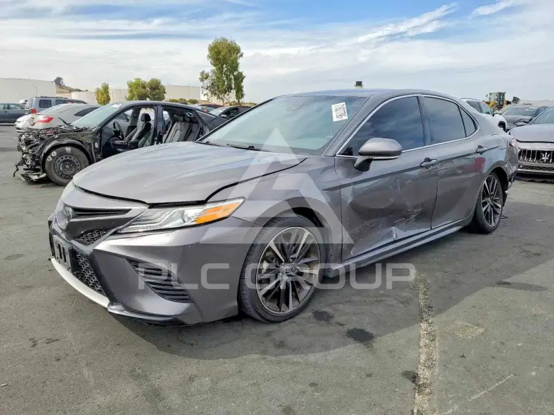 2020 Toyota CAMRY фото