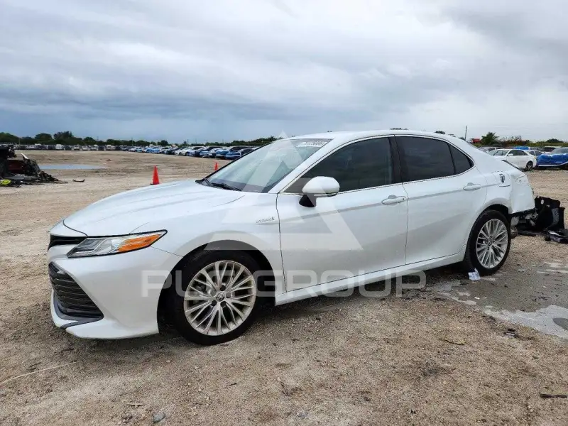 2020 Toyota CAMRY photo