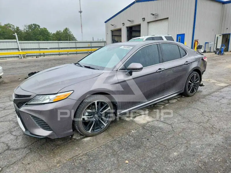 2020 Toyota CAMRY photo