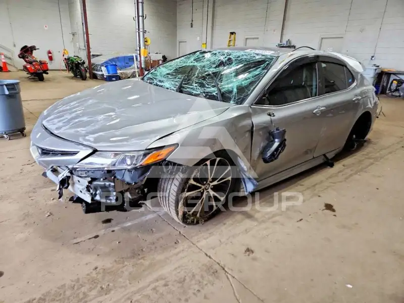 2020 Toyota CAMRY фото