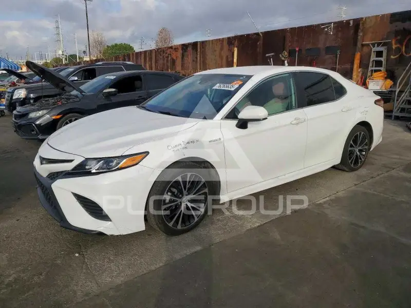 2020 Toyota CAMRY фото