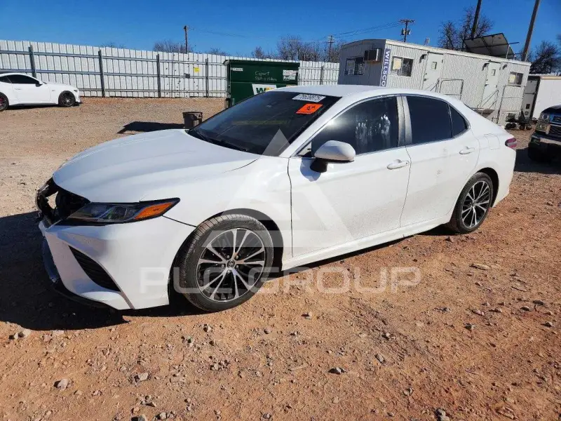 2020 Toyota CAMRY фото
