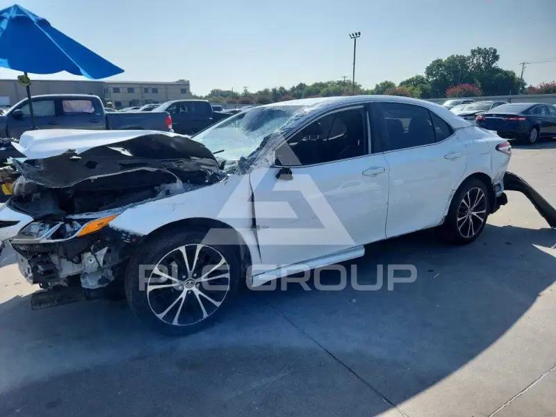 2020 Toyota CAMRY фото