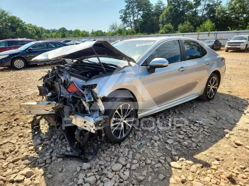 2020 Toyota CAMRY фото