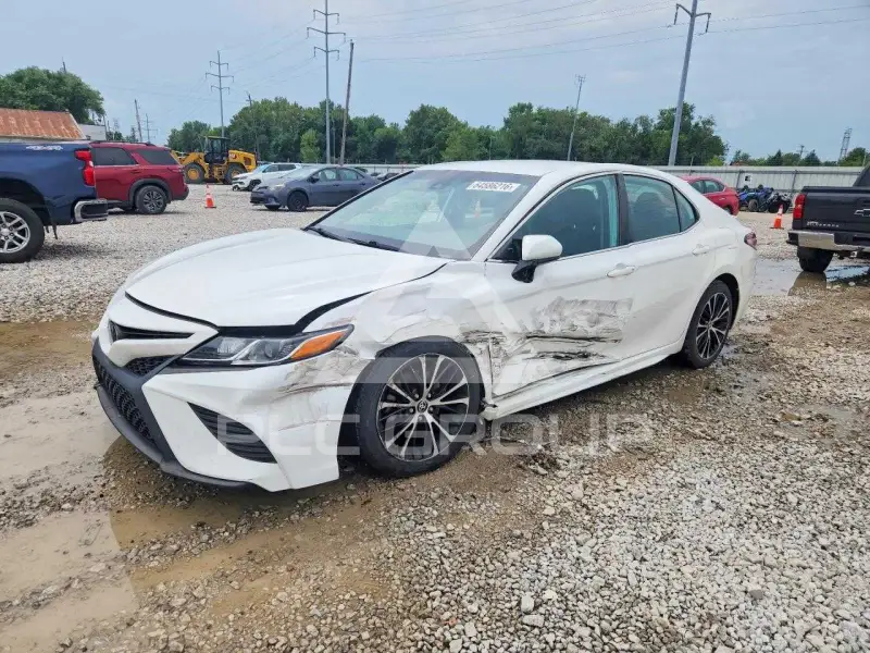 2020 Toyota CAMRY фото