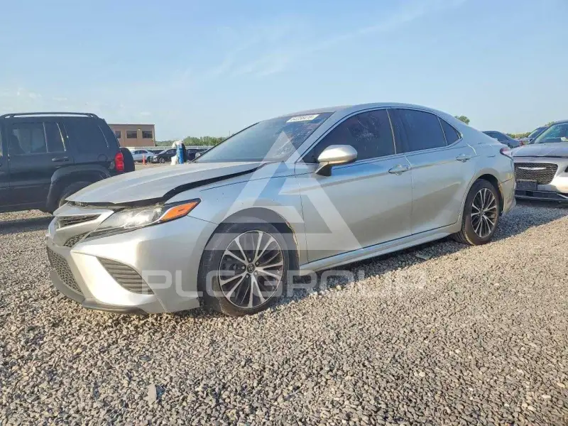 2020 Toyota CAMRY photo