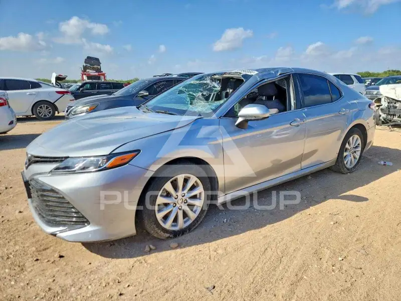 2020 Toyota CAMRY фото