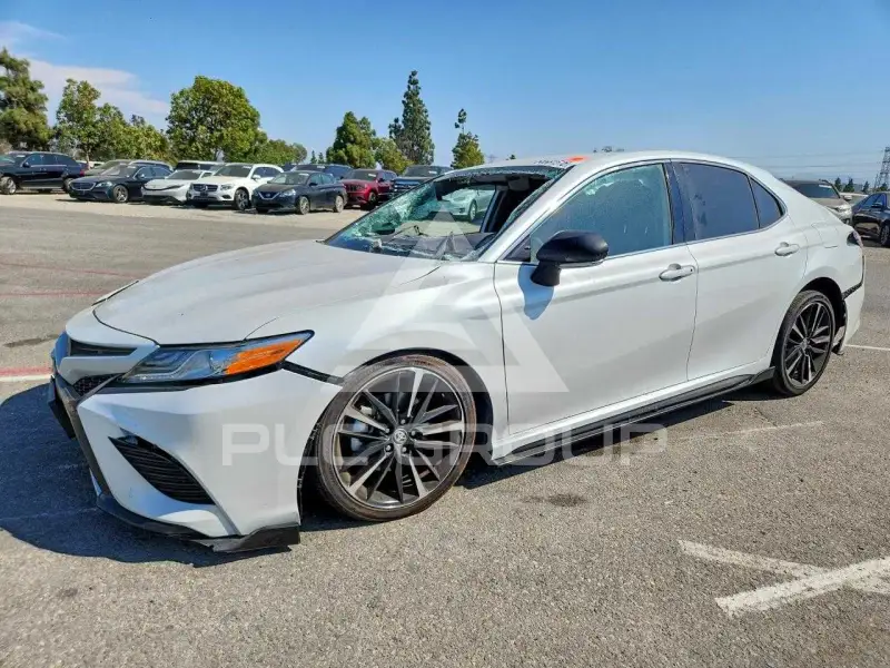 2020 Toyota CAMRY фото