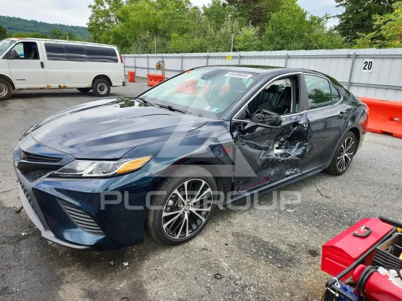 2020 Toyota CAMRY photo