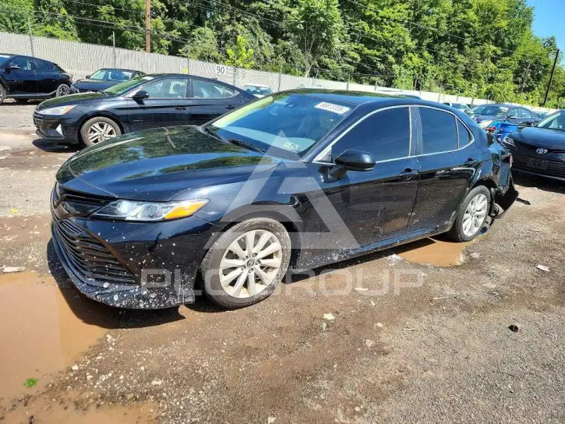 2020 Toyota CAMRY photo