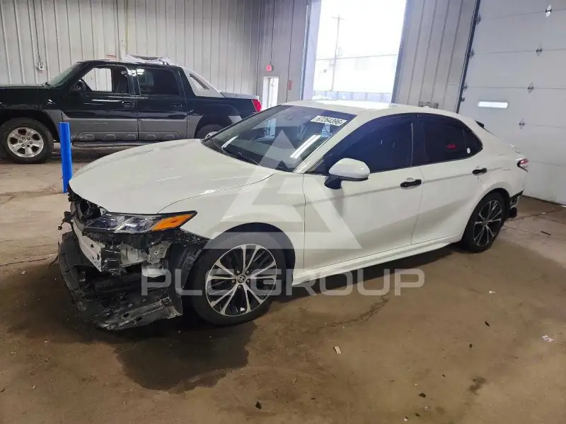 2020 Toyota CAMRY фото