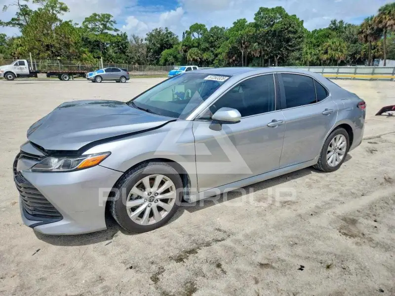 2020 Toyota CAMRY фото
