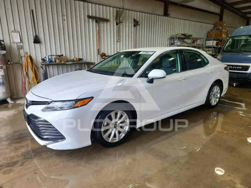 2020 Toyota CAMRY фото